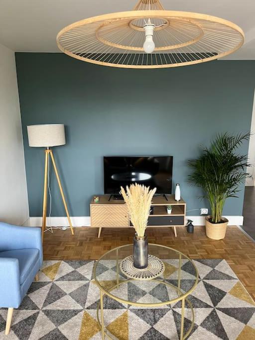 Chambre Privee Dans Un Appartement Partage فيليوربان المظهر الخارجي الصورة
