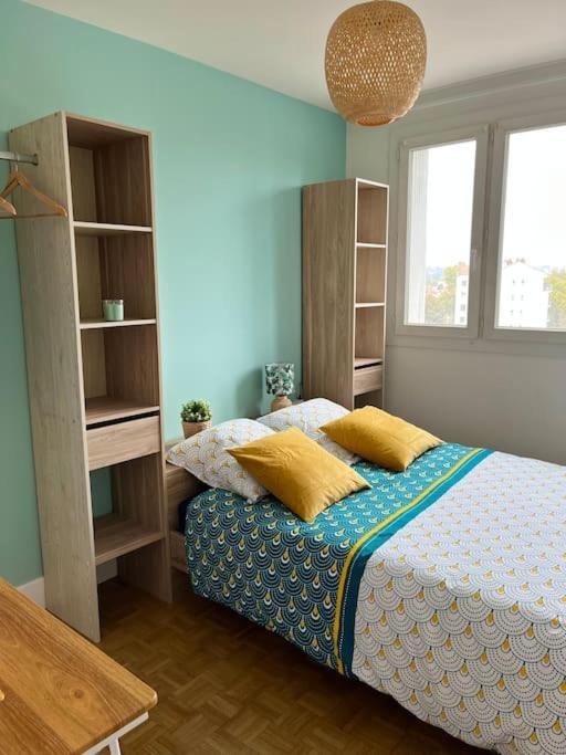 Chambre Privee Dans Un Appartement Partage فيليوربان المظهر الخارجي الصورة